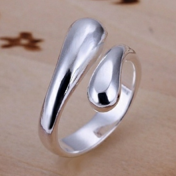 Silver Water drop Ring - Picture 2 of 2